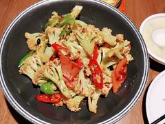-吕氏疙瘩汤·新派鲁菜(济南万象城店)