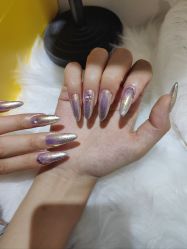 -小黑瓶美甲美睫