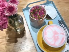 樱花拿铁-W CAFE(甜爱路店)
