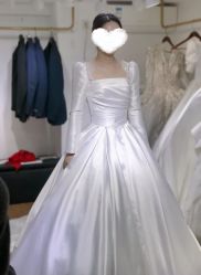 -LOVINA洛维娜婚纱礼服