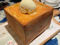 面包诱惑-绿茶餐厅(王府井永宁门店)