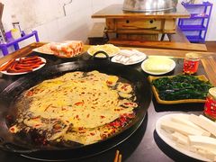 -苟味道老火锅(黄桷坪店)