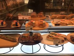 金枪鱼谷物三明治-巴黎贝甜(阳光上东店)