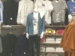 -优衣库(苏州天虹CCMall石路店)