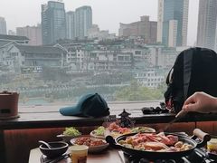 -包整·丝娃娃(甲秀楼景观店)