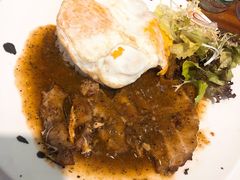 我爱吃肉双蛋黑椒带骨猪扒饭-柠檬树茶餐厅(海雅缤纷城店)