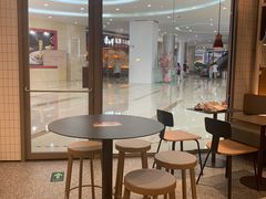 用餐区-肯德基(丽水万地店)