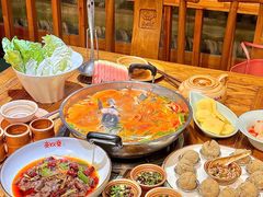 -亮欢寨酸汤鱼(沙冲路店)