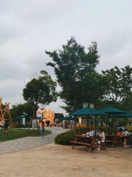 -季高兔窝窝亲子园(上海薰衣草公园店)