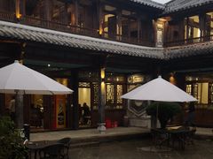-喜洲翰林餐厅(董家百年老宅店)