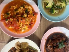 -湖南人家湘菜馆(镇江路店)
