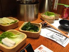 -独食火锅·半米屋台(直营总店)