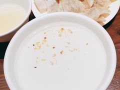 自制杏仁豆腐-姚记炒肝店(簋街店)
