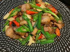 宣威小炒土猪肉-粘芭喃腊云南的菜