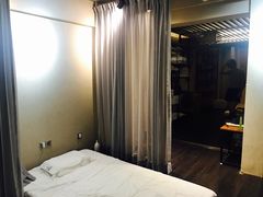 -泰·菩提树下[泰式按摩x精油SPAx肩颈头疗](新景店)