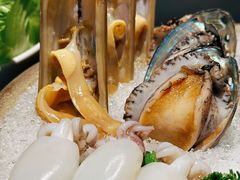 -鲜入唯煮·港式海鲜牛肉火锅(金宝街店)