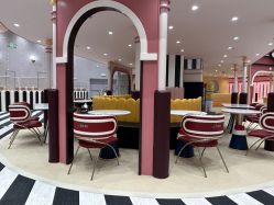 -奈尔宝·儿童乐园·亲子餐厅(鄞州万达店)