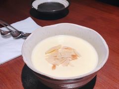 杏仁豆腐-山杏yama-katsu·吉列炸物
