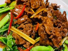 芥兰炒牛肉-潮人姐妹轩(海宁路店)