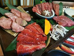 -炼火烤肉店