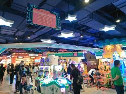 -LuckyStar幸运星家庭娱乐中心(东莞国贸店)