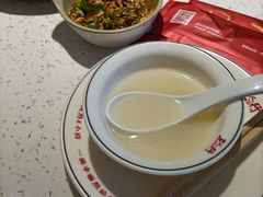 -三人行骨头王火锅(长寿店)