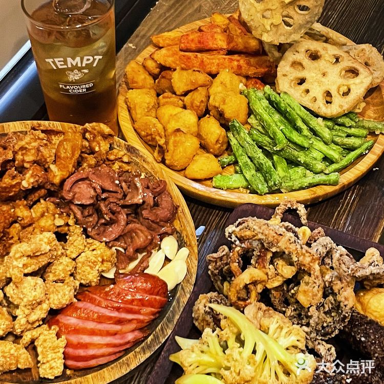 人均50‼️杭州炸物届天花板🔝现实版深夜食堂🍢盐酥🐓一口爱住‼️