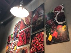 -愉肴麻辣香锅(中山路店)