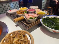 -卤校长重庆火锅(国兴店)