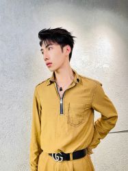 -变画·发型STUDIO