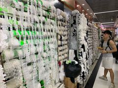 -华晖布料批发市场