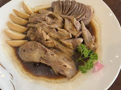 -天外天美食广场(哈尔滨路店)