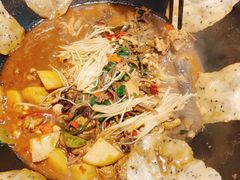 -地锅公社·现炒地锅鸡·地锅鱼·夜宵(罗锦路店)