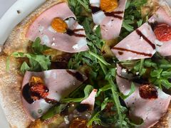 -WOLFGANG PUCK KITCHEN & BAR(迪士尼小镇店)