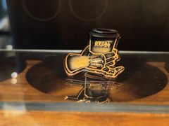 -Metal hands·铁手咖啡