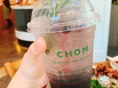 野莓气泡水-Chom Cafe and Restaurant