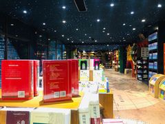 -钟书阁(珍园店)