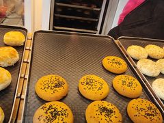 荞香玫瑰鲜花饼-嘉华鲜花饼·现烤(昆明老街店)