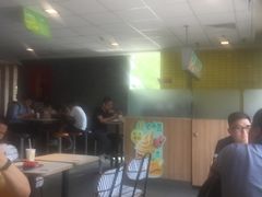 大堂-麦当劳(欢乐谷店)
