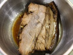 阿婆焖肉面-食惠里小笼包面馆(越秀店)