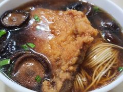 -老西白点心店