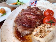 -MONICH牛排融合餐厅(和义大道购物中心店)