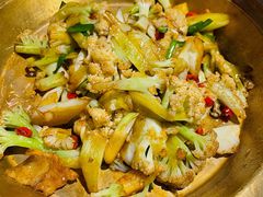 大盘有机花菜-佬麻雀·剁椒鱼头(京基KK One店)