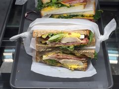 -星巴克(北京广渠门名敦道店)