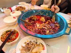 -渔香岛美蛙鱼头火锅(威清路店)