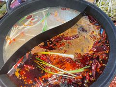 -赵美丽·重庆社区火锅·直营店(火车东站·中豪国际店)