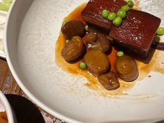板栗红烧肉-小大董·烤鸭(王府井apm店)