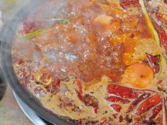-黄潇洒老火锅(九眼桥宏济巷店)