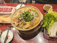 -沙胆彪炭炉牛杂煲(上海日月光广场店)