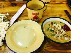 -东镇老火锅(长春路首店)